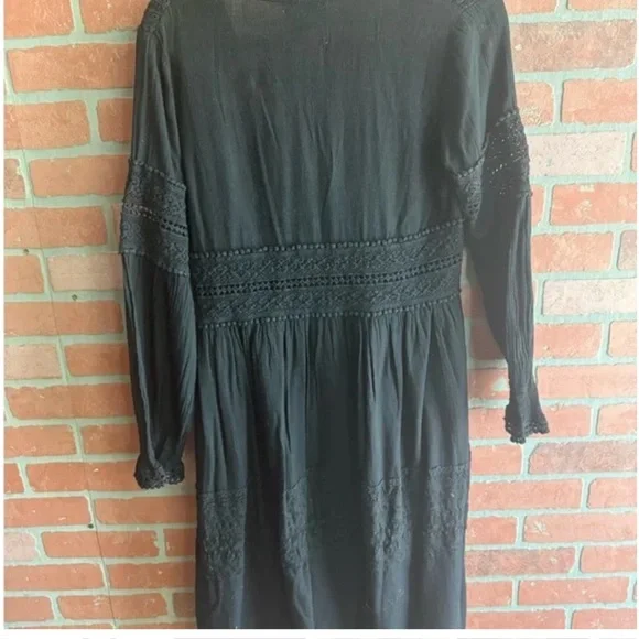 Chic Black Long Sleeve Dress - Picture 8 of 11